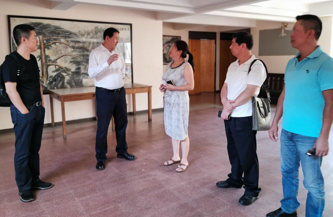 中国侨联副主席 河北省侨联主席包东率团访问智利