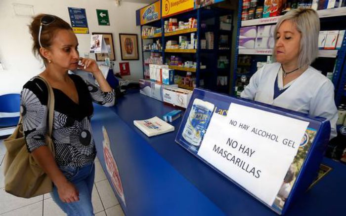智利确诊第五例新冠肺炎感染者 政府欲向市场投放口罩遏制价格