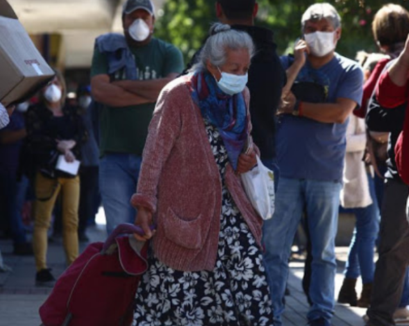 智利政府宣布“紧急家庭收入”草案