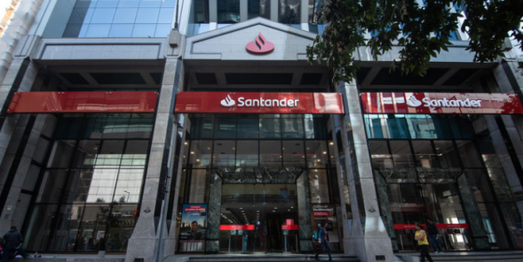 Santander银行：不会辞退任何员工和降薪