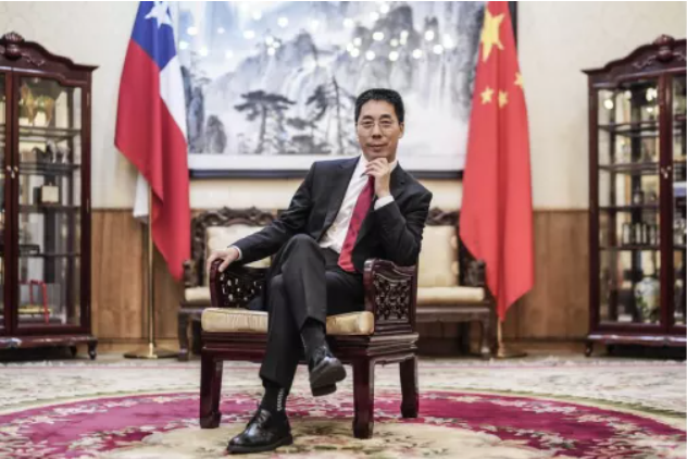 智利媒体采访中国驻智大使：“您的风格是否与前任徐步类似？”