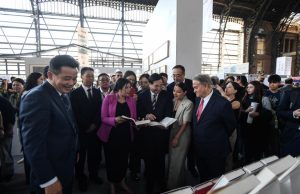 中国作为主宾国参加第43届圣地亚哥国际书展