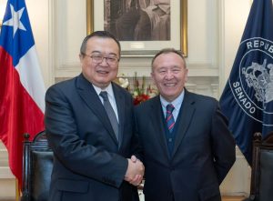Encuentro entre Liu Jianchao y el Presidente del Senado de Chile, García