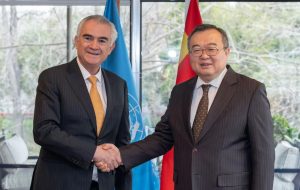 Liu Jianchao se reúne con el Secretario Ejecutivo de la CEPAL, Salazar