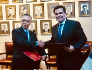 China y Chile firman protocolo para la revisión del acuerdo sobre la eliminación de la doble imposición y la prevención de la evasión fiscal