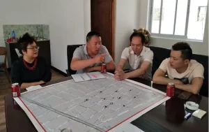 Coordinación de Asociaciones Chinas: Plan General para Solucionar Problemas de Seguridad en la Zona Mayorista de Santiago