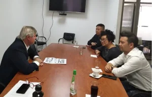 Gestión Autónoma de Seguridad en la Zona Mayorista de Santiago: Autorización del Gobierno Municipal