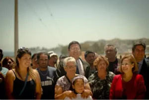Los comerciantes chinos en Chile se desplazaron a las zonas afectadas por el terremoto a miles de kilómetros de distancia