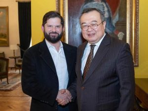 El Presidente de Chile, Boric, se reúne con Liu Jianchao