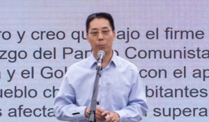 智利首都隆重举行中国蛇年新春文化庙会